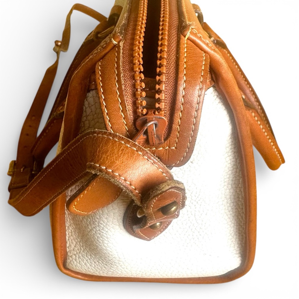 Vtg Dooney & Bourke All Weather Leather Top Handle Crossbody Convertible Bag - Picture 4 of 15